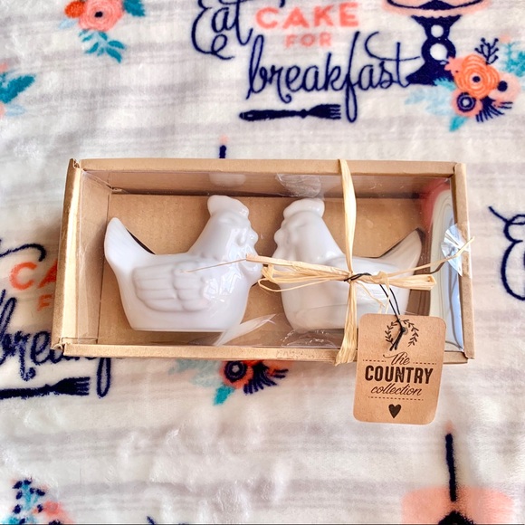 🐓 Rooster Country Ceramic Salt & Pepper Shakers - Picture 8 of 9